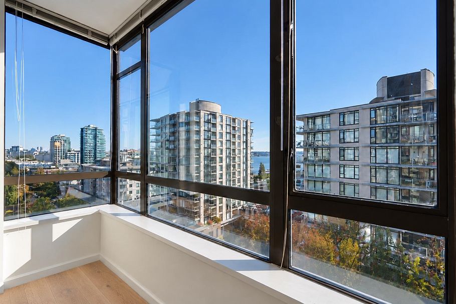 1004 170 W 1st Street North Vancouver, BC - 12