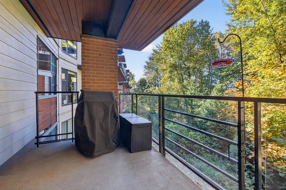 402 733 W 3rd Street North Vancouver, BC - 12