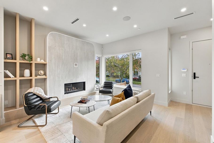 3547 W 38th Avenue Vancouver, BC - 5