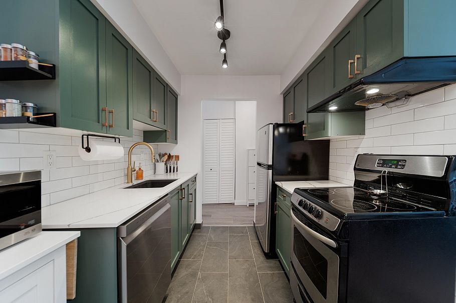 403 1169 Nelson Street Vancouver, BC - 6