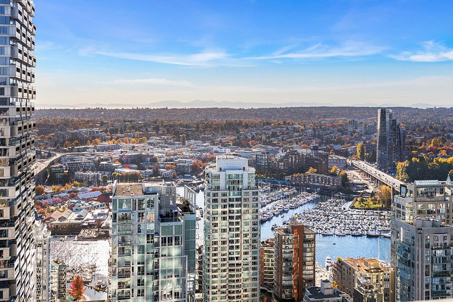 3703 1335 Howe Street Vancouver, BC - 23