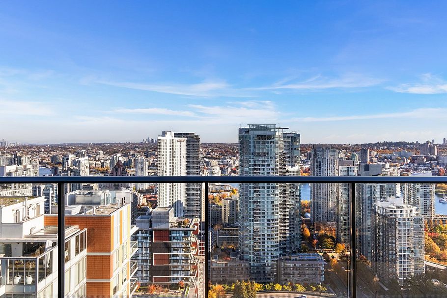3703 1335 Howe Street Vancouver, BC - 22