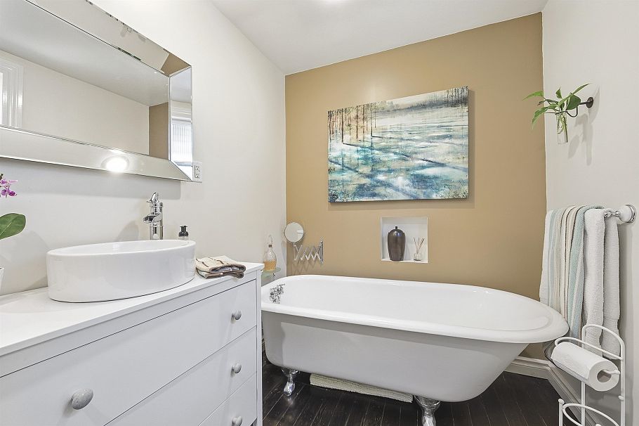 2029 Philip Avenue North Vancouver, BC - 19