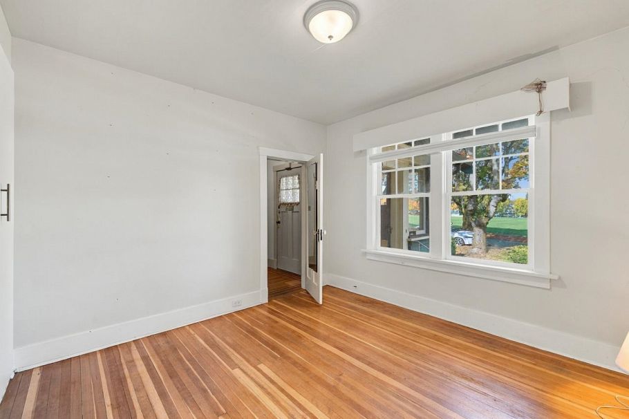 840 W 22nd Avenue Vancouver, BC - 17