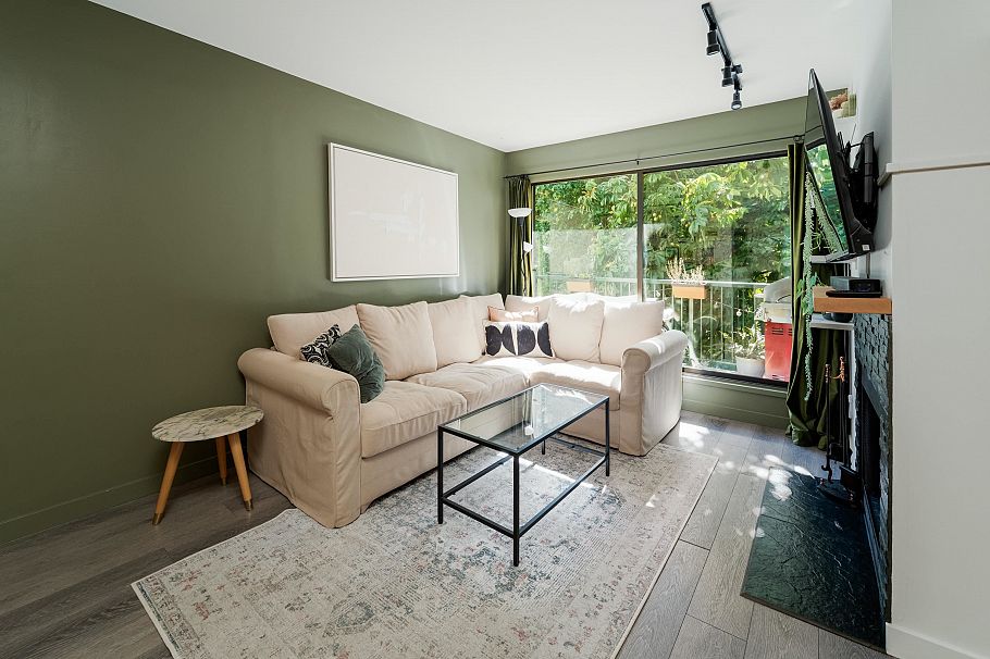 403 1169 Nelson Street Vancouver, BC - 4
