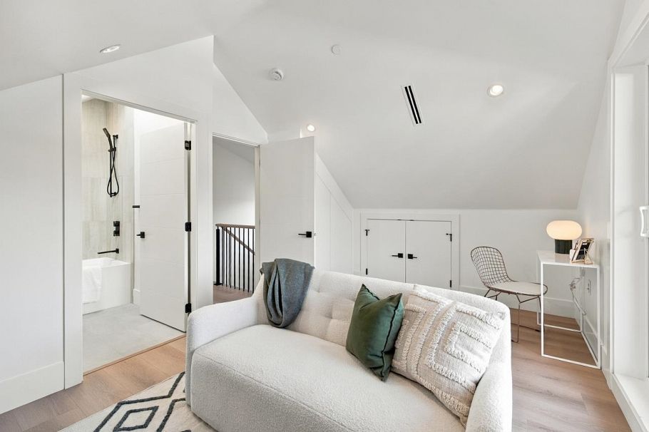 2 841 E 39th Avenue Vancouver, BC - 31