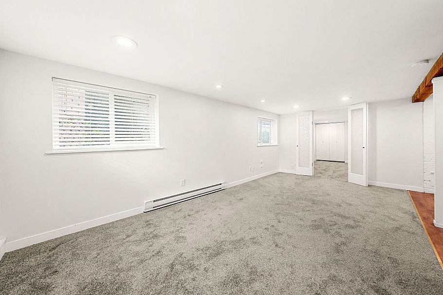 612 E 4th Street North Vancouver, BC - 30