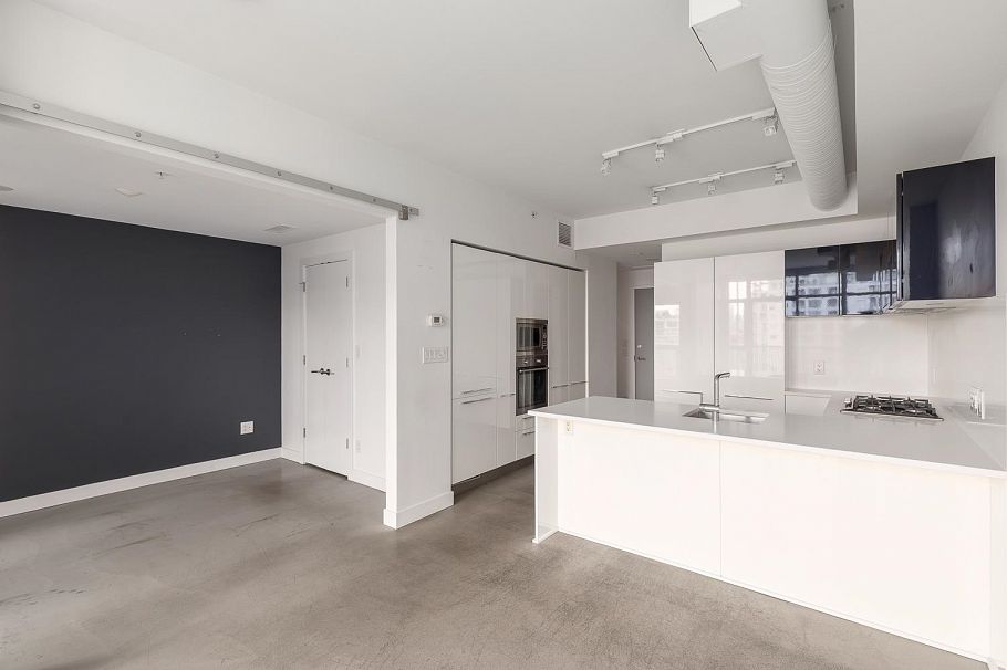 1505 108 E 1st Avenue Vancouver, BC - 5