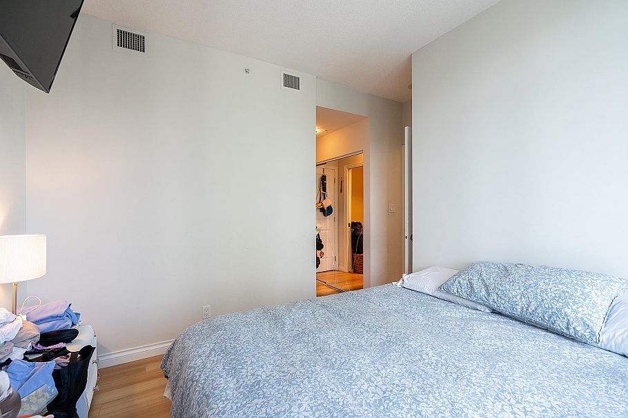 2905 1211 Melville Street Vancouver, BC - 16