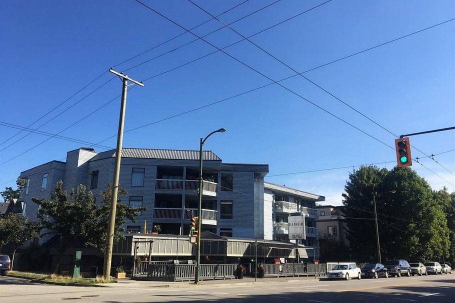 2 3250 W 4th Avenue Vancouver, BC - 13