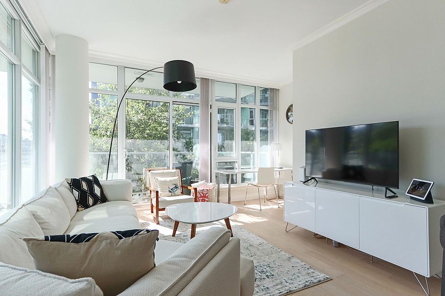 211 185 VICTORY SHIP WAY, North Vancouver BC V7L 0B2 North Vancouver, BC - 4