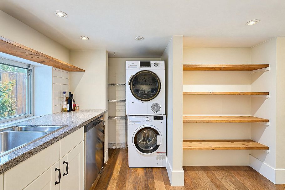 1701 Semlin Drive Vancouver, BC - 28