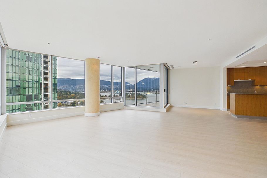 2403 1077 W Cordova Street Vancouver, BC - 1