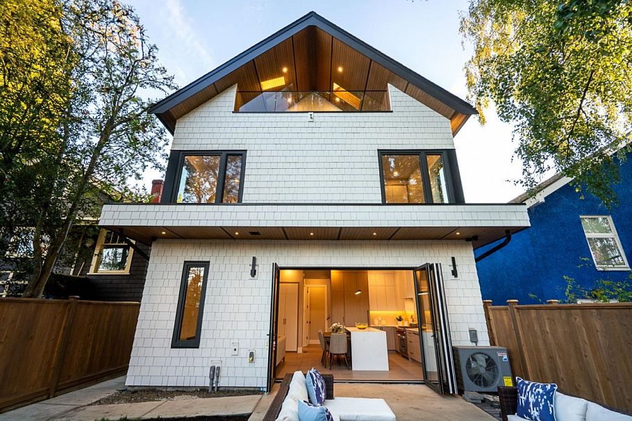 2 4579 W 11th Ave Avenue Vancouver, BC - 33