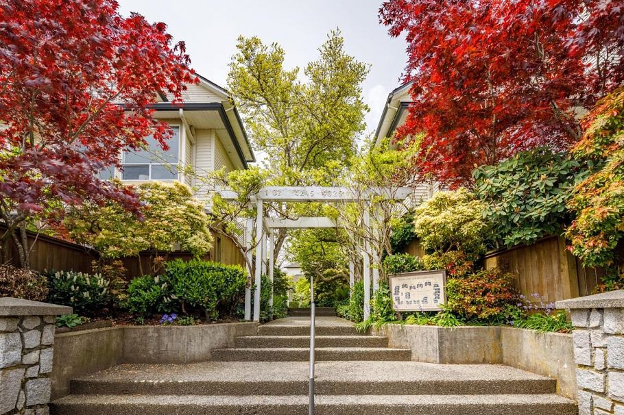 29 4311 Sophia Street Vancouver, BC - 27