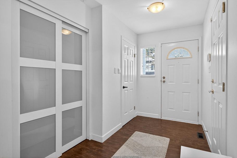 47 3939 Indian River Drive North Vancouver, BC - 24