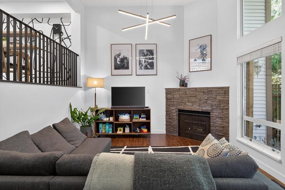 47 3939 Indian River Drive North Vancouver, BC - 3