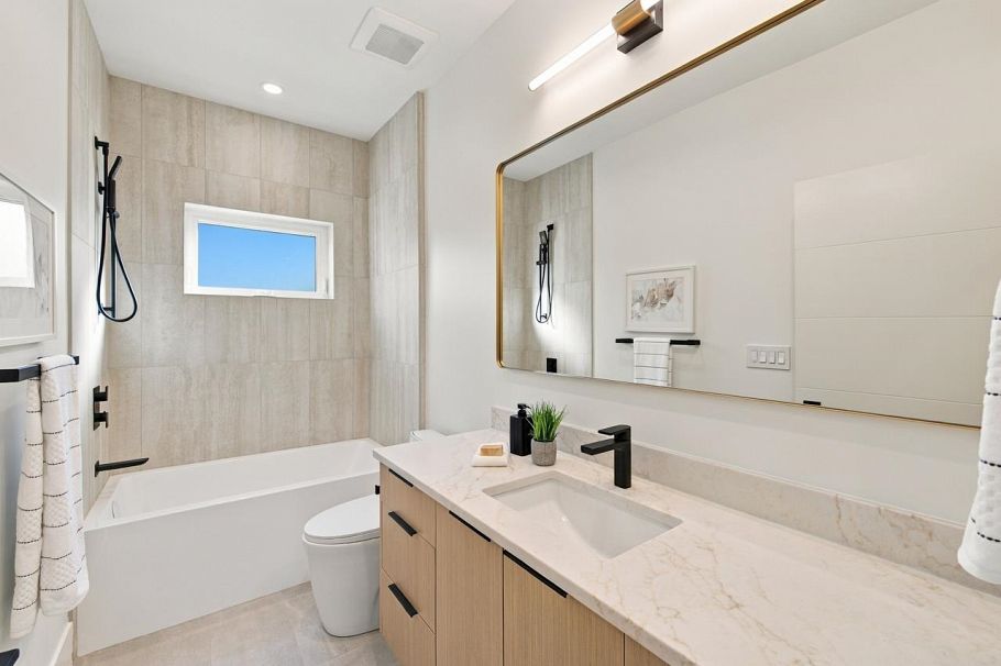 2 841 E 39th Avenue Vancouver, BC - 28