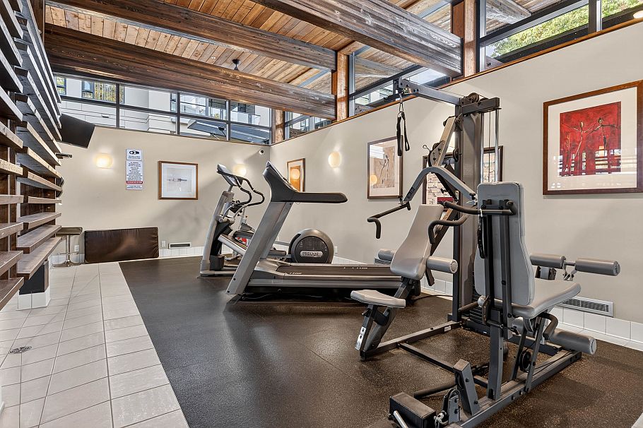 111 4685 Valley Drive Vancouver, BC - 37