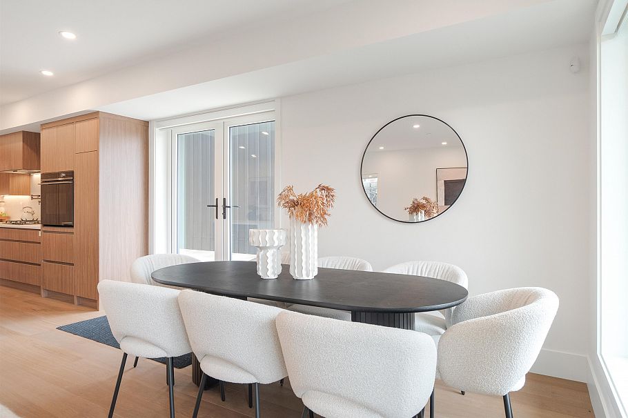 3 950 W 57th Avenue Vancouver, BC - 9