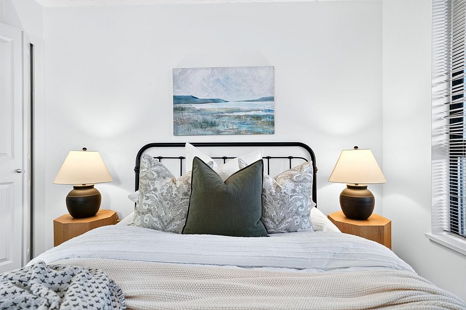 1001 3588 Crowley Drive Vancouver, BC - 9