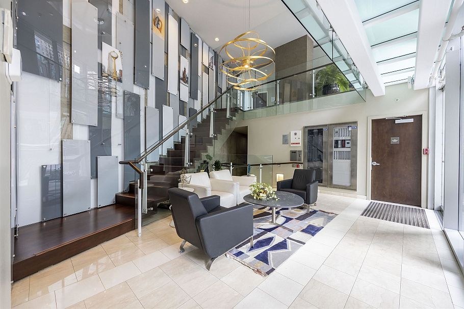 2701 1277 Melville Street Vancouver, BC - 3