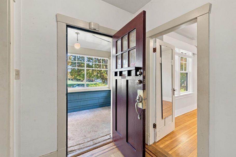 840 W 22nd Avenue Vancouver, BC - 9
