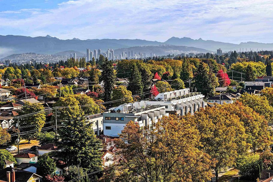140 W Woodstock Avenue Vancouver, BC - 37