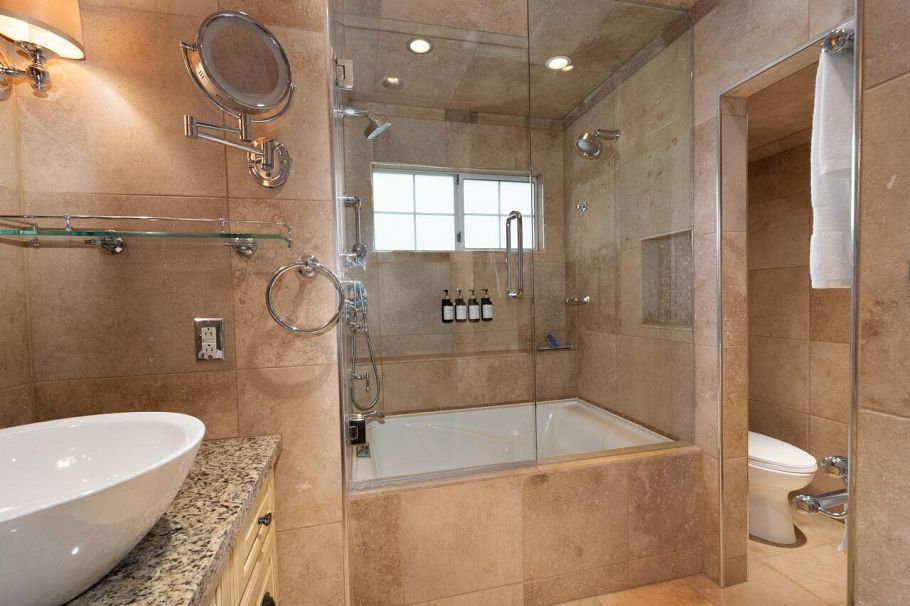 39 3939 Indian River Drive North Vancouver, BC - 20