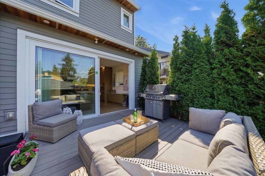 2137 E 2nd Avenue Vancouver, BC - 27