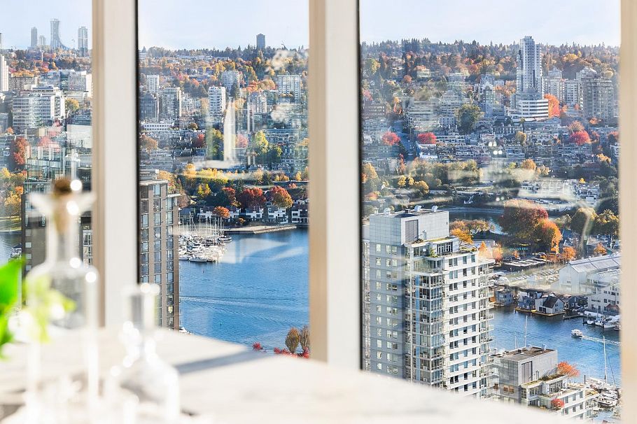 3703 1335 Howe Street Vancouver, BC - 12