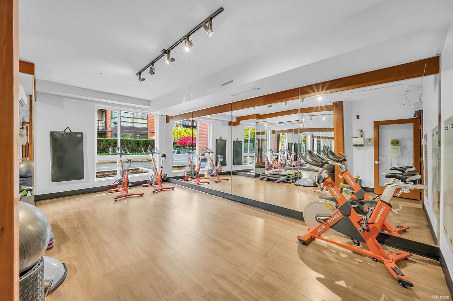 226 723 W 3rd Street North Vancouver, BC - 6