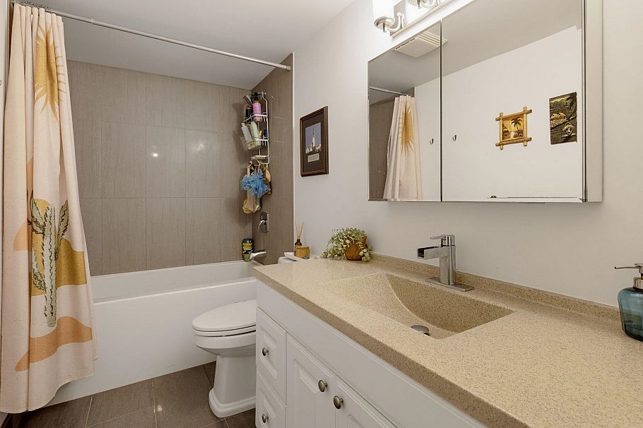 214 2336 Wall Street Vancouver, BC - 24
