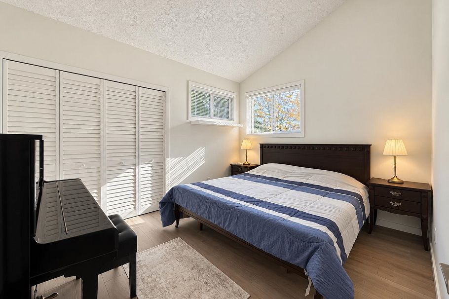 1741 Rufus Drive North Vancouver, BC - 16