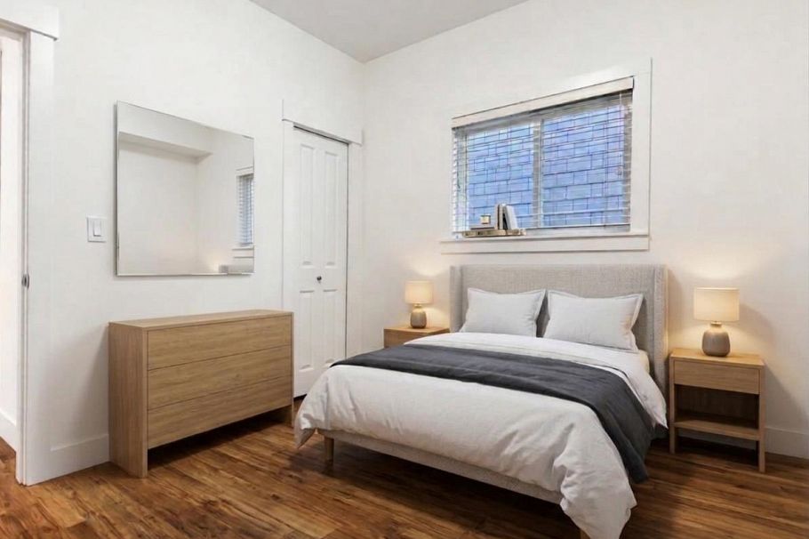 2388 E 5th Avenue Vancouver, BC - 10