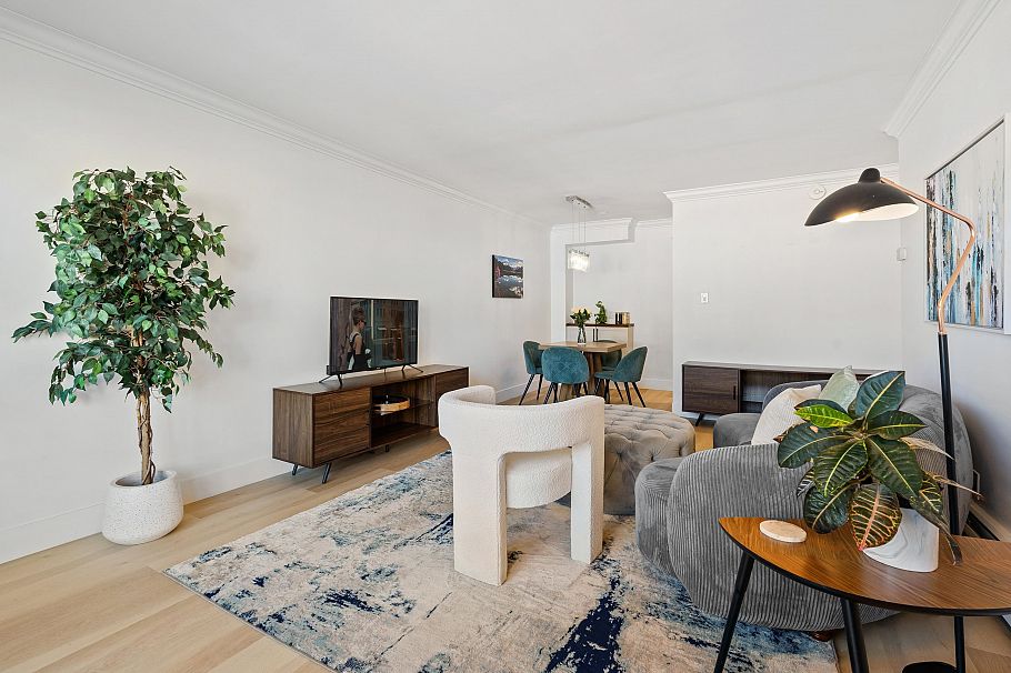 313 2025 W 2nd Avenue Vancouver, BC - 1