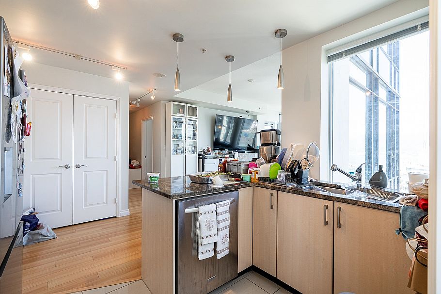 2905 1211 Melville Street Vancouver, BC - 12