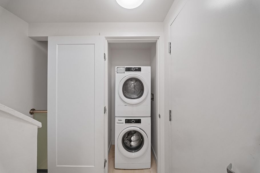 28 720 E 3rd Street North Vancouver, BC - 22