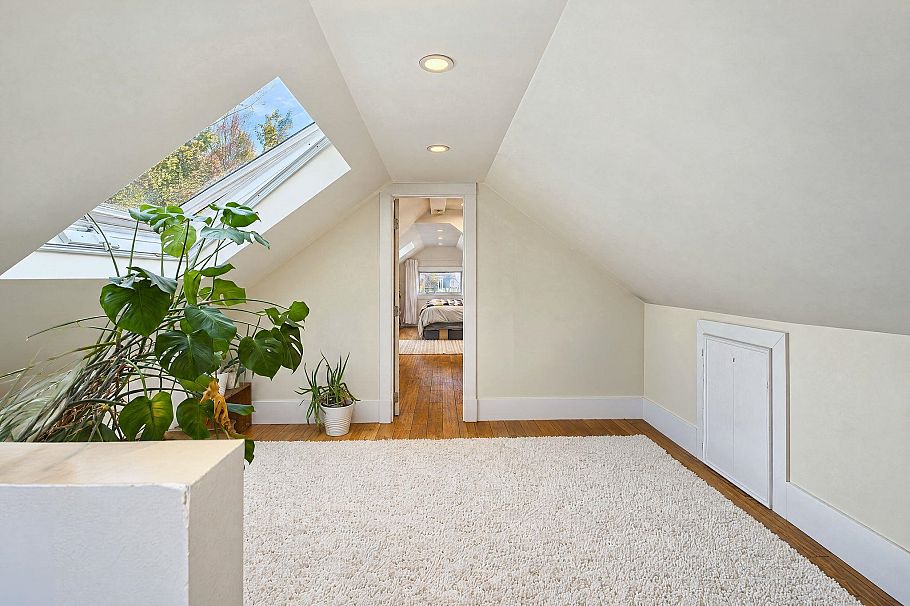 1701 Semlin Drive Vancouver, BC - 18