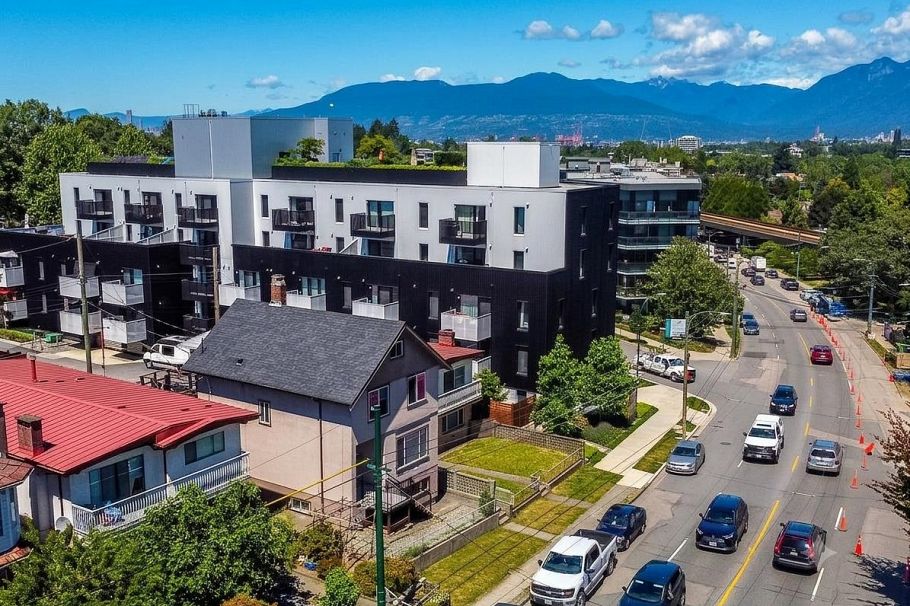 3807 Victoria Drive Vancouver, BC - 28