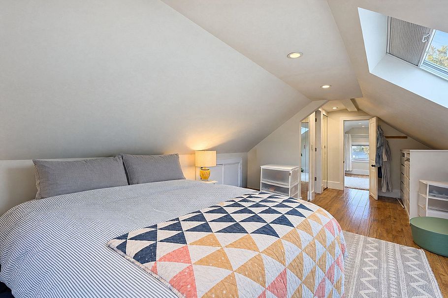 1701 Semlin Drive Vancouver, BC - 14