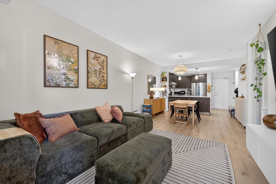 402 733 W 3rd Street North Vancouver, BC - 13