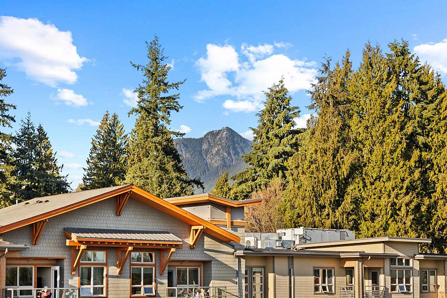 3206 Highland Boulevard North Vancouver, BC - 30