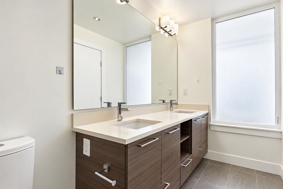 4 8599 River District Crossing Vancouver, BC - 9