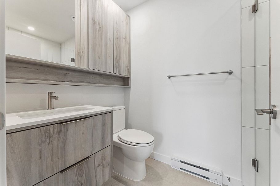619 3594 Malsum Drive North Vancouver, BC - 24
