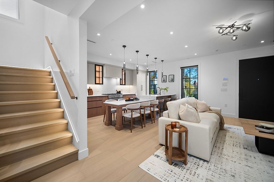 1 6879 Quebec Street Vancouver, BC - 2