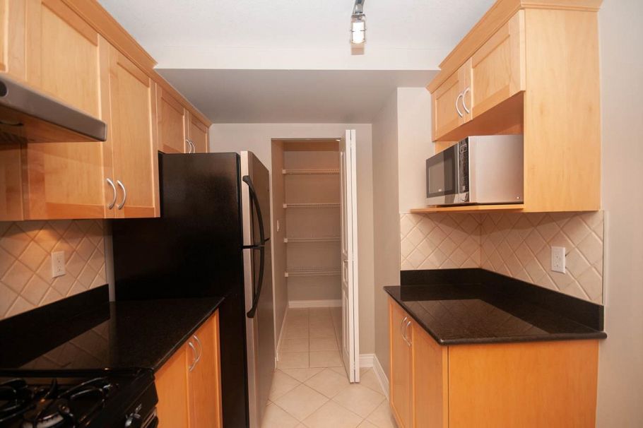302 2015 TRAFALGAR, Vancouver BC V6K 3S5 Vancouver, BC - 17