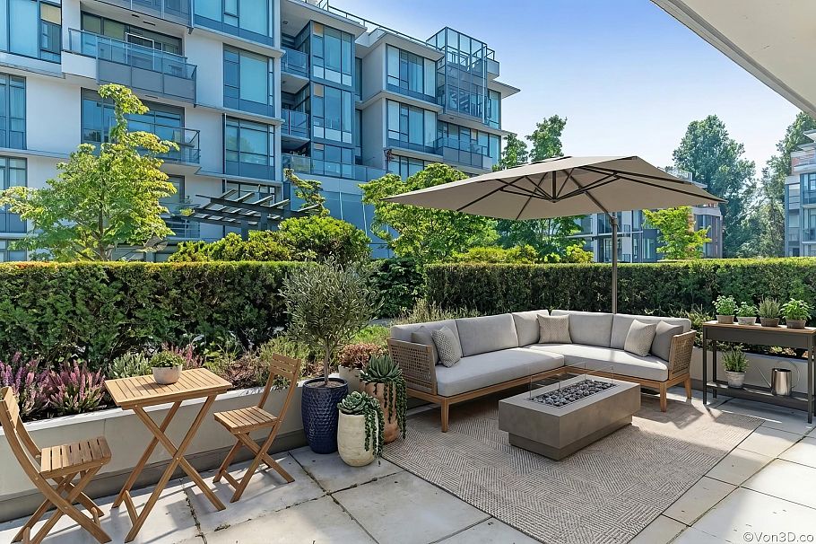 569 2080 West Broadway Street Vancouver, BC - 1