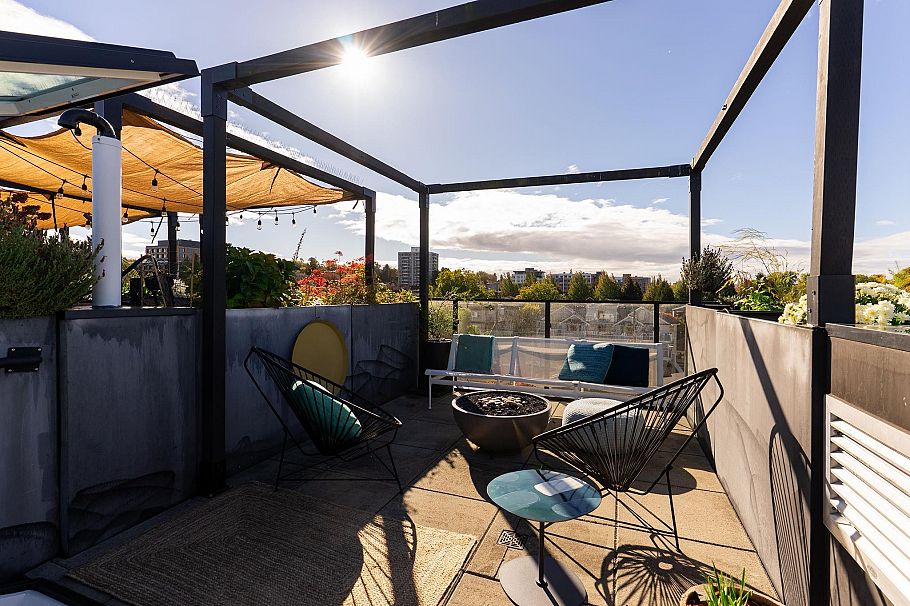 309 1647 E Pender Street Vancouver, BC - 6