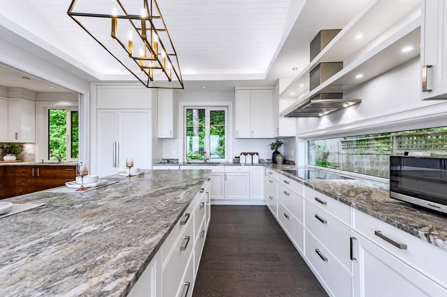 4816 Skyline Drive North Vancouver, BC - 18
